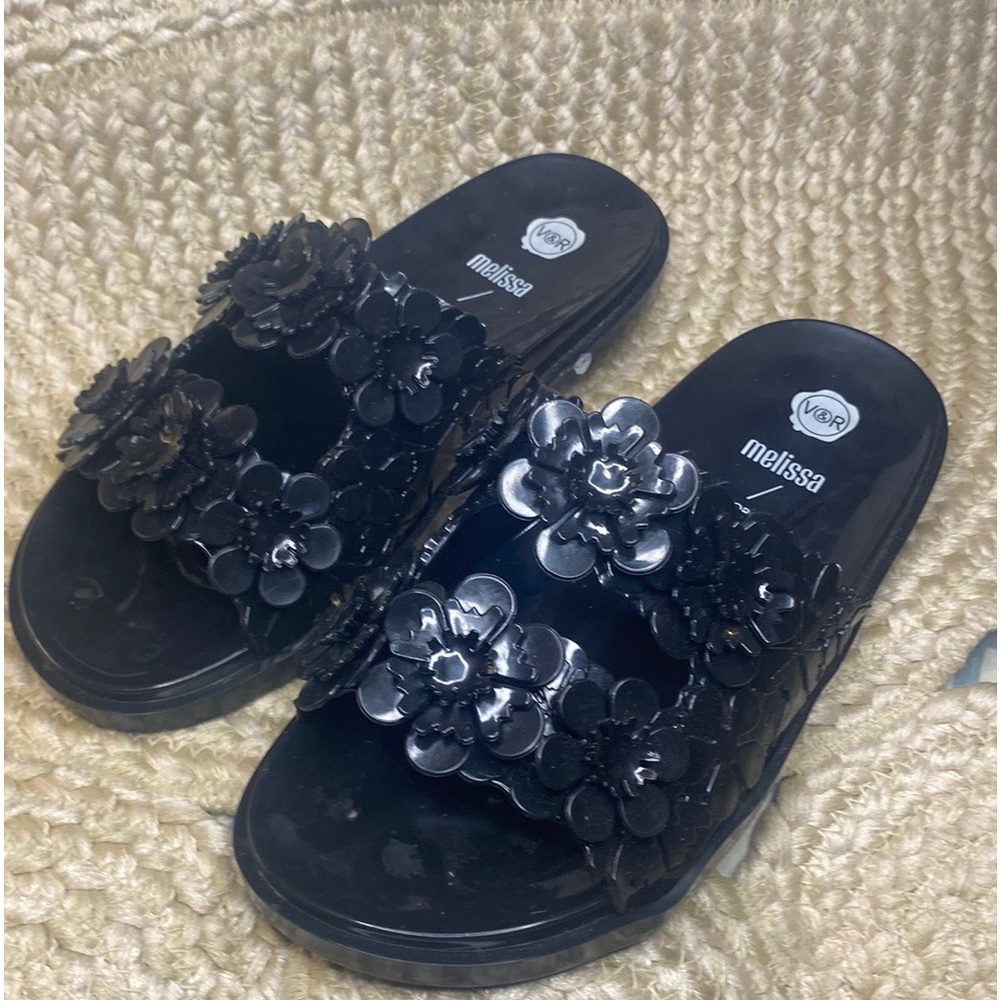 Viktor and Rolf womans sandals/slippers size 6 floral details black